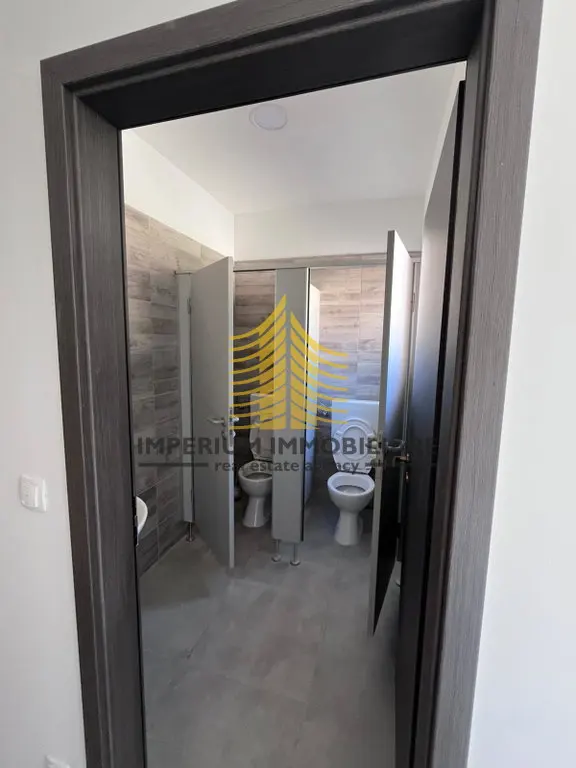 Kuća za najam – Kaštel Sućurac, 480 m², 11-sobni – fotografija 5