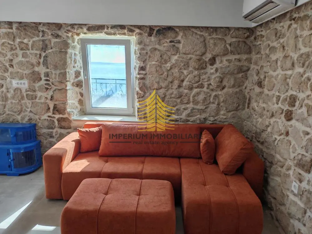 Kuća za najam – Makarska, 125 m², 3-sobni – fotografija 2