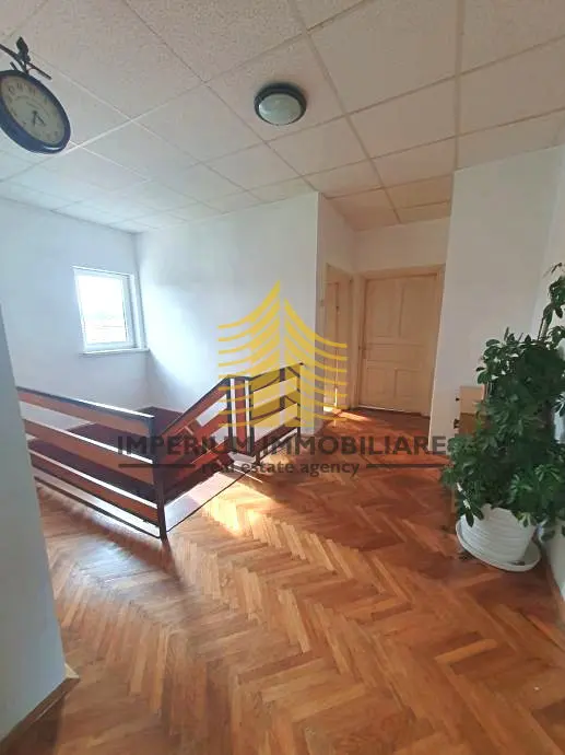Kuća za najam – Sveti Ivan Zelina, 280 m², 5-sobni – fotografija 4