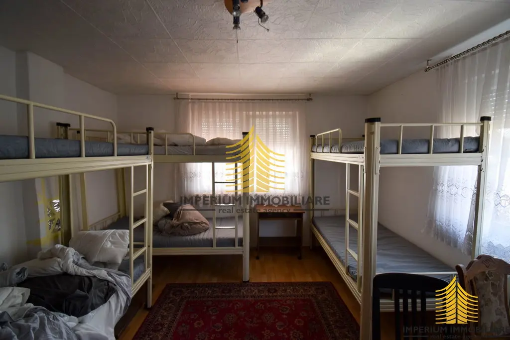 Kuća za najam – Velika Gorica, 289 m², 10-sobni – fotografija 2