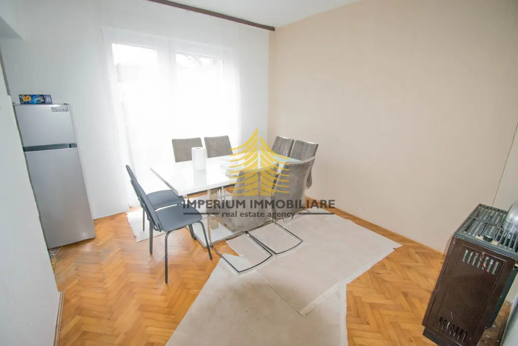 Kuća za najam – Donja Dubrava, Zagreb, 184 m², 12-sobni