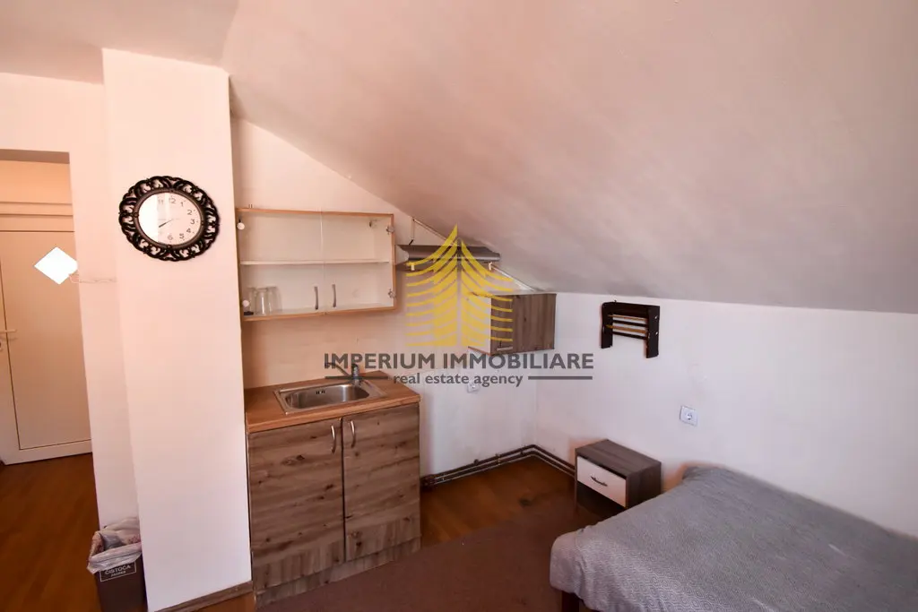 Kuća za najam – Petruševec, Zagreb, 220 m², 9-sobni – fotografija 4