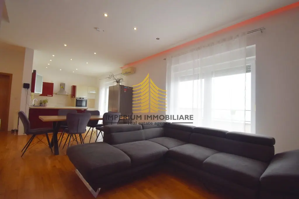 Kuća za najam – Šestine, Zagreb, 400 m², 7-sobni