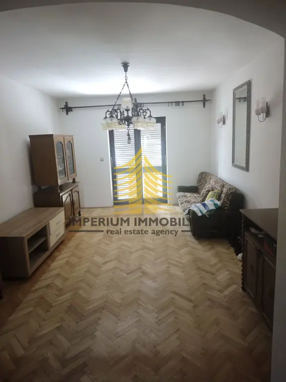 Kuća za najam – Sesvete, Zagreb, 130 m², 6-sobni – fotografija 4
