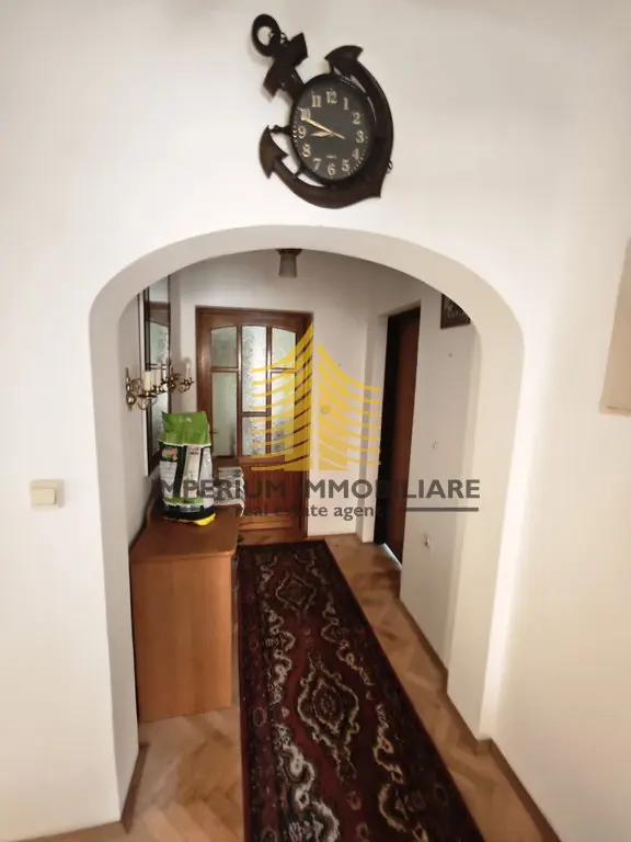 Kuća za najam – Sesvete, Zagreb, 130 m², 6-sobni