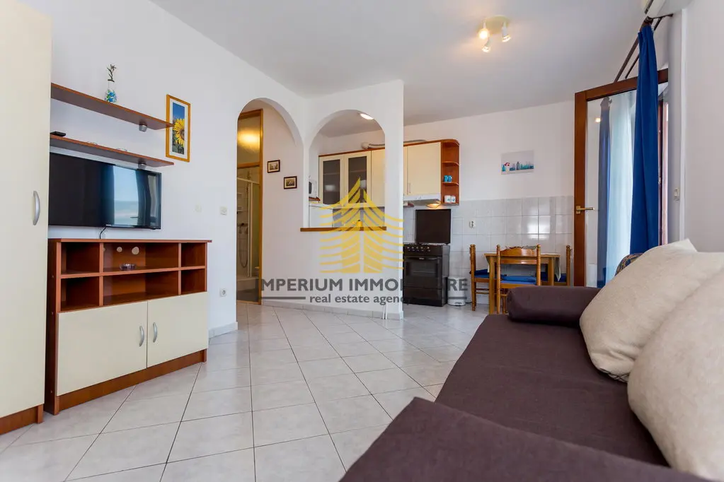 Kuća na prodaju – Slatine, Arbanija, 420 m², 14-sobni – fotografija 3