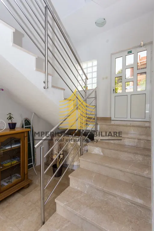 Kuća na prodaju – Slatine, Arbanija, 420 m², 14-sobni – fotografija 4