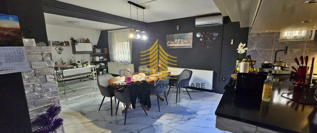 Kuća na prodaju – Karin, Benkovac, 250 m², 16-sobni – fotografija 4
