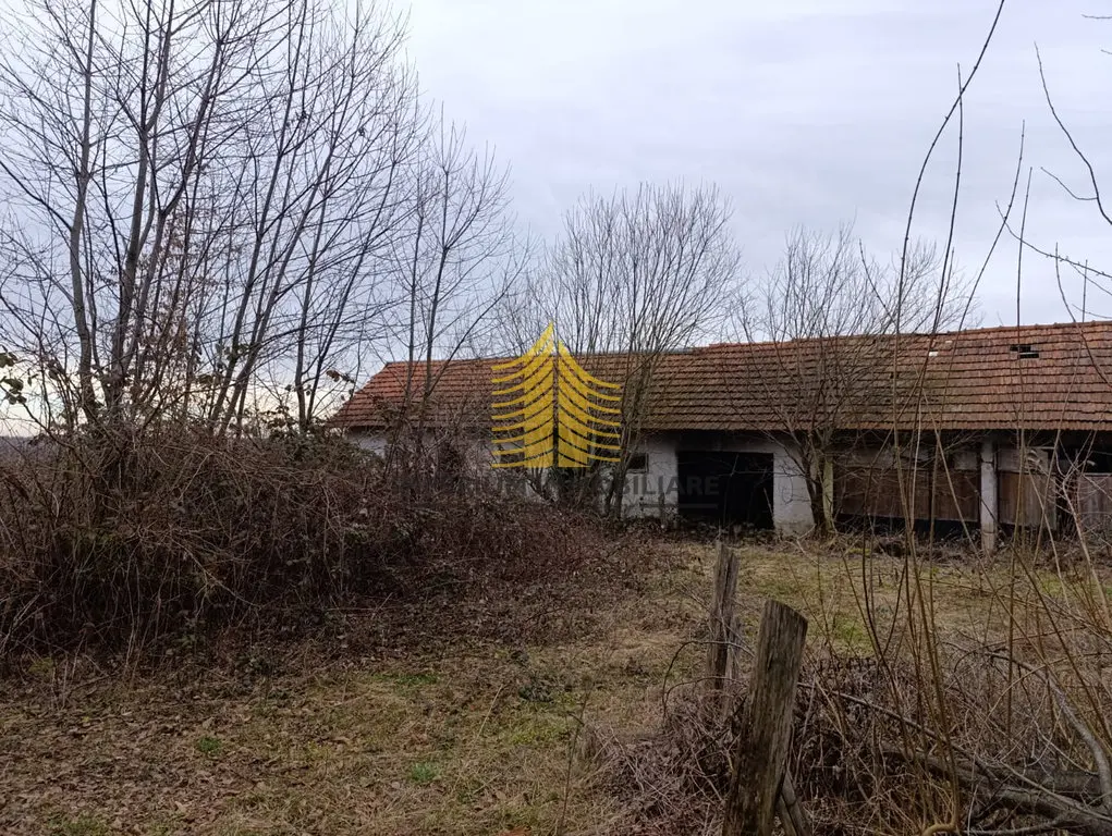 Kuća na prodaju – Brdo Utinjsko, 367 m², 5-sobni – fotografija 6