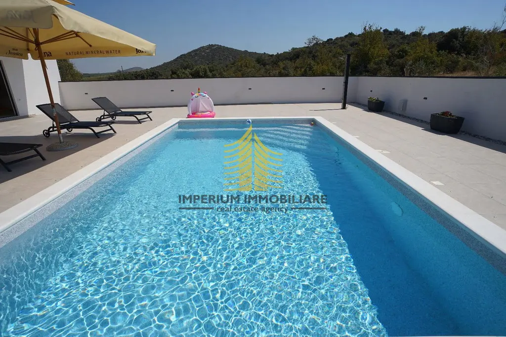 Kuća na prodaju – Biograd na moru, Donja Jagodnja, 162 m², 4-sobni – fotografija 3