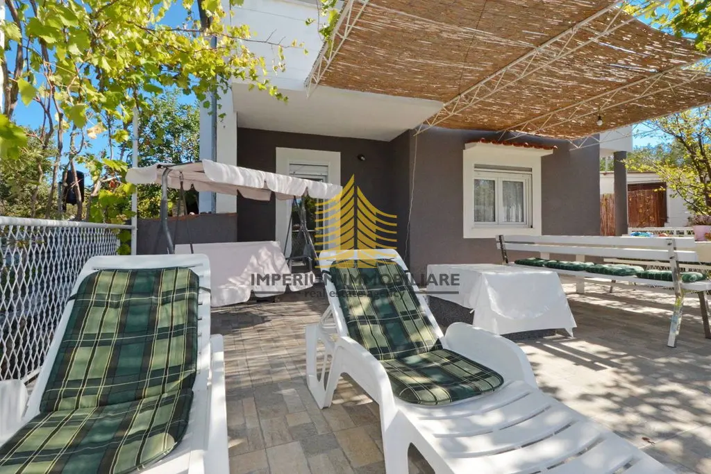 Kuća na prodaju – Drvenik Veliki, Drvenik Mali, 130 m², 4-sobni – fotografija 2
