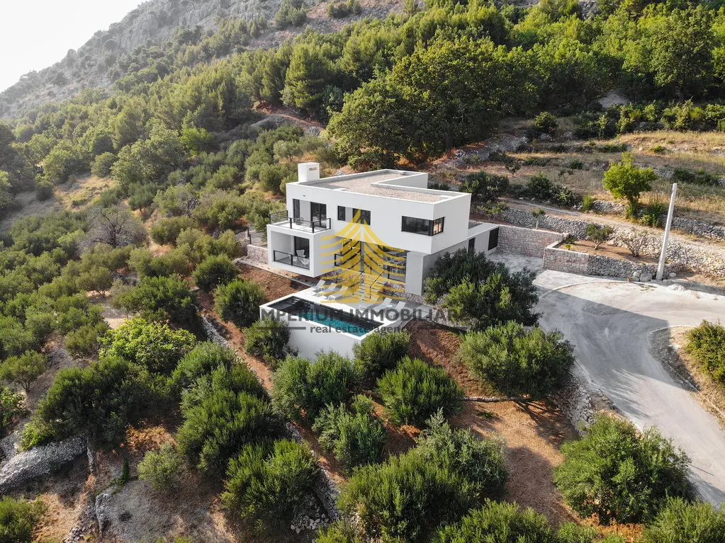 Kuća na prodaju – Gornje Jesenje, Dugi Rat, 213 m², 4-sobni – fotografija 4