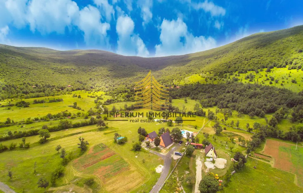 Kuća na prodaju – Gračac, 210 m², 5-sobni – fotografija 6