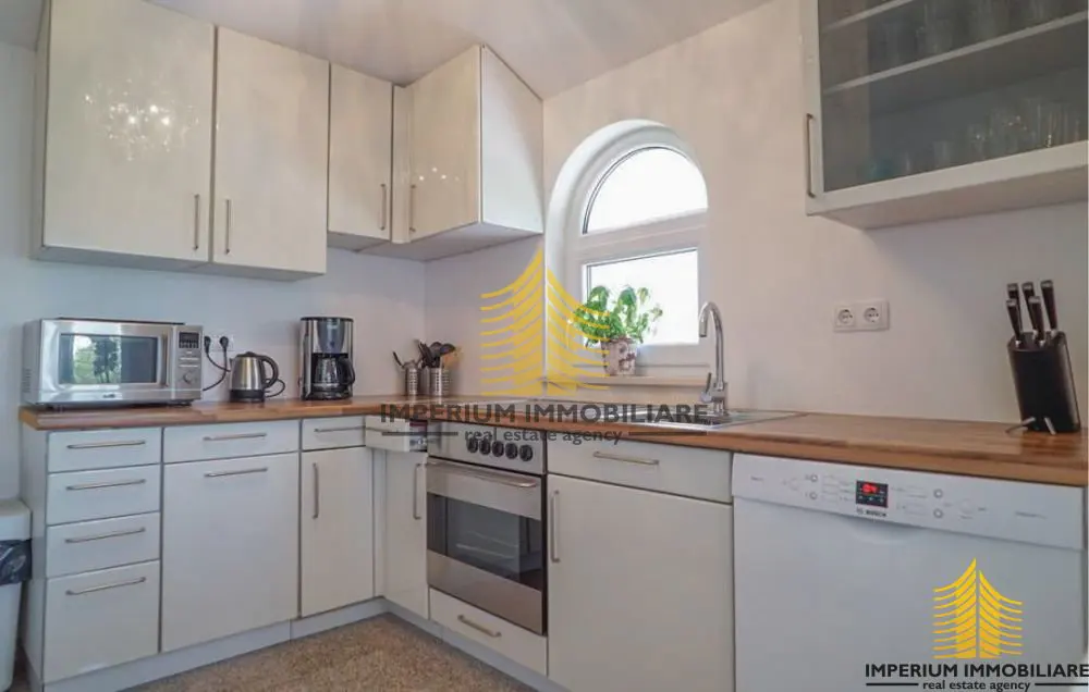 Kuća na prodaju – Imotski, 510 m², 5-sobni – fotografija 4