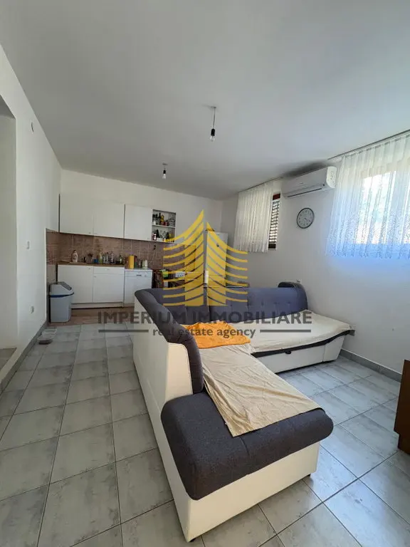 Kuća na prodaju – Jasenice, 88 m², 4-sobni