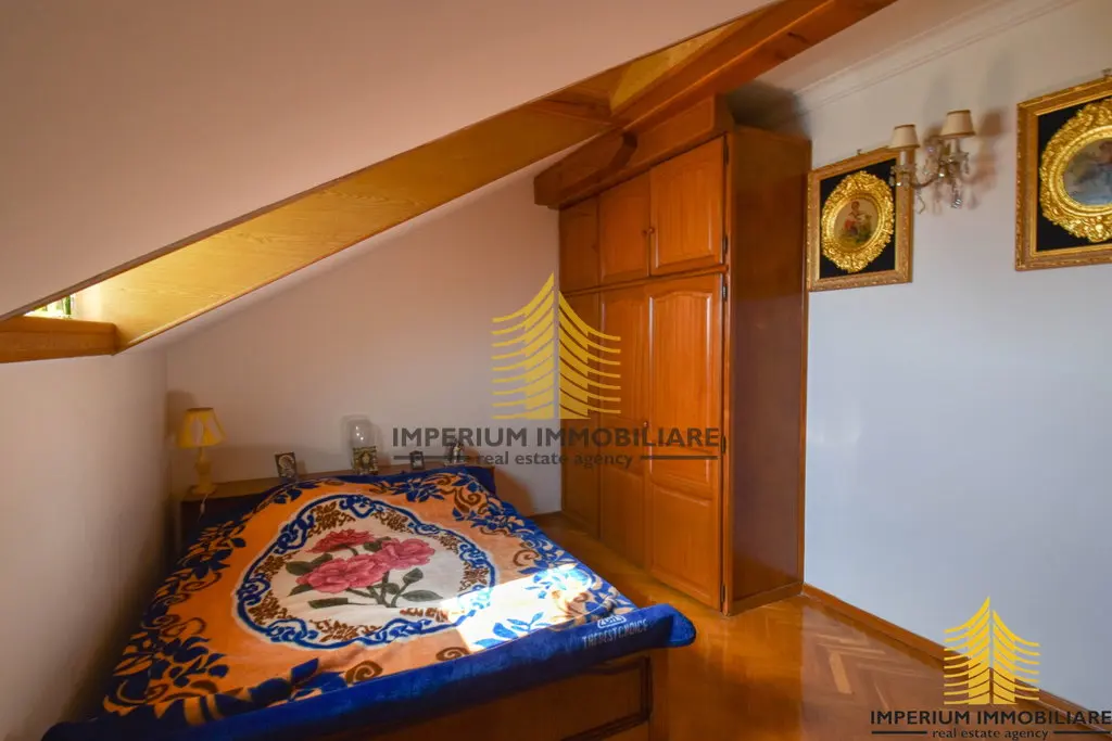 Kuća na prodaju – Jastrebarsko, 340 m², 9-sobni – fotografija 5