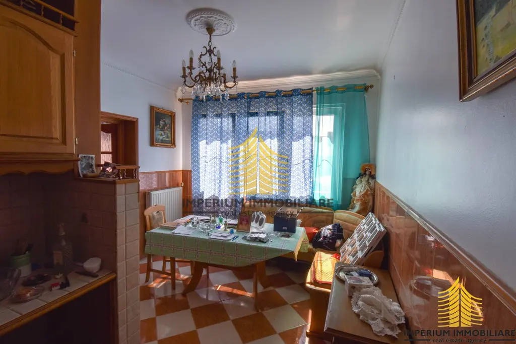 Kuća na prodaju – Jastrebarsko, 340 m², 9-sobni – fotografija 4
