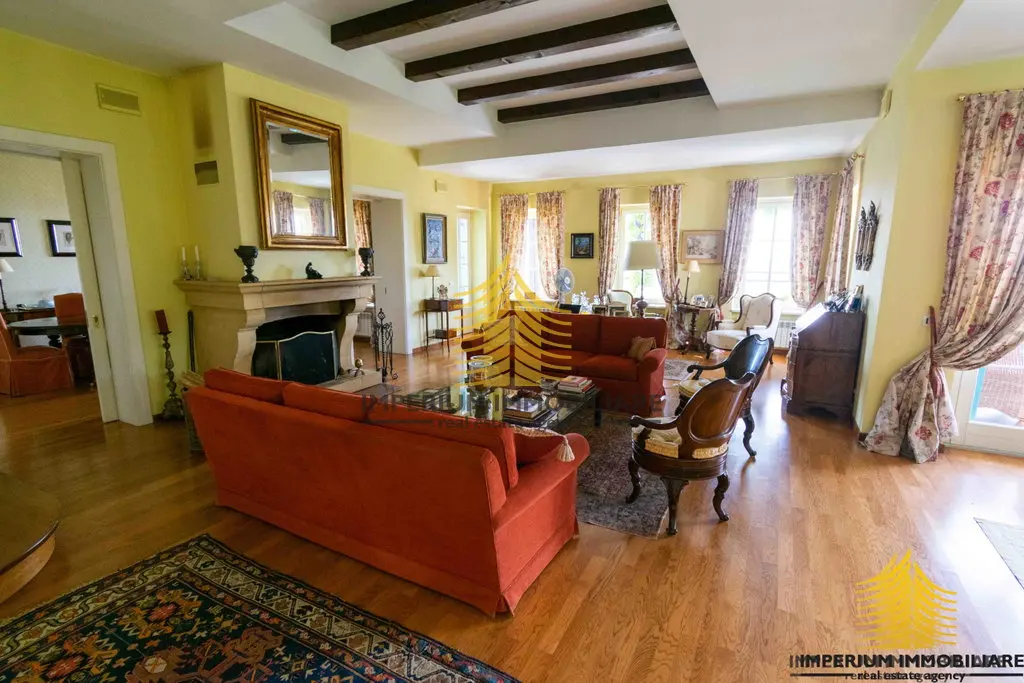 Kuća na prodaju – Jastrebarsko, 531 m², 10-sobni – fotografija 4