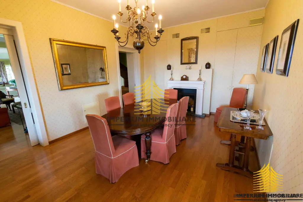 Kuća na prodaju – Jastrebarsko, 531 m², 10-sobni – fotografija 6