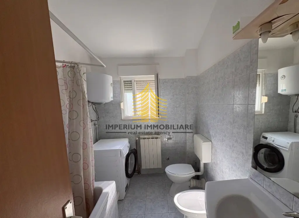 Kuća na prodaju – Kaštel Lukšić, 170 m², 4-sobni – fotografija 6