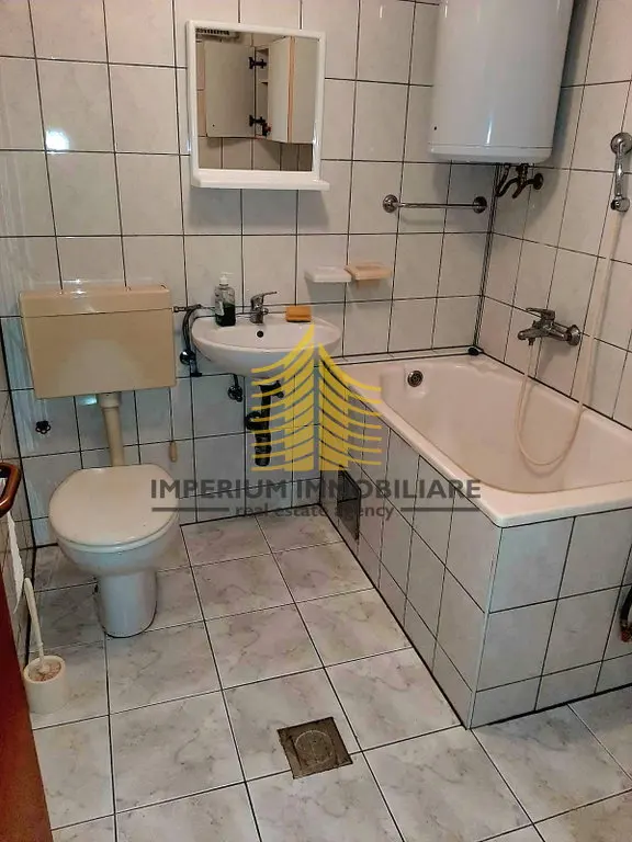 Kuća na prodaju – Kaštel Stari, Kaštel Novi, 200 m², 5-sobni – fotografija 5