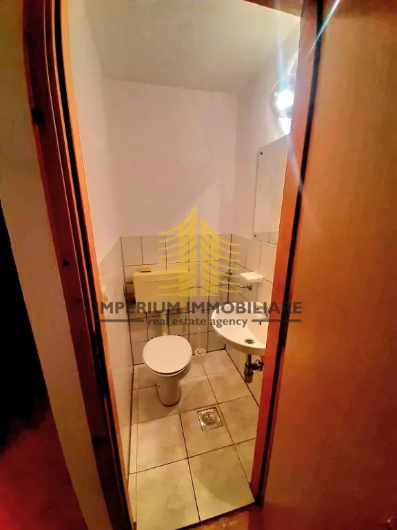 Kuća na prodaju – Kaštel Stari, Kaštel Novi, 200 m², 5-sobni – fotografija 6