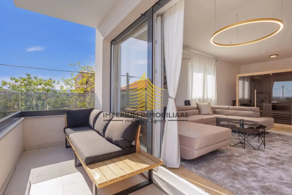 Kuća na prodaju – Kaštel Stari, 190 m², 4-sobni – fotografija 6