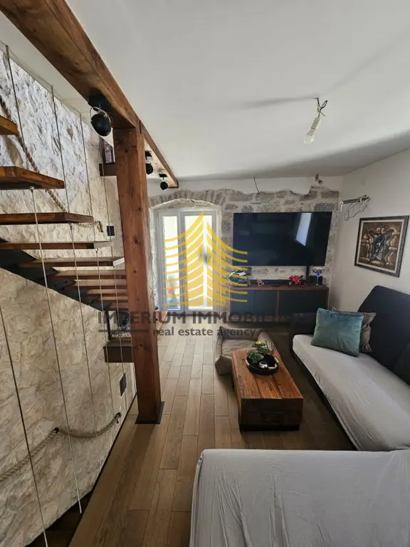Kuća na prodaju – Kaštel Sućurac, 51 m², 2-sobni