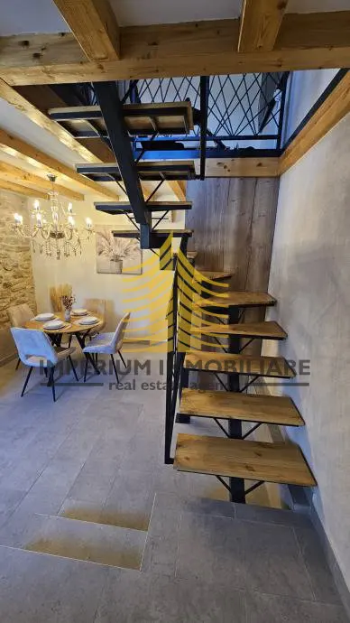 Kuća na prodaju – Kaštel Sućurac, 60 m², 1-sobni