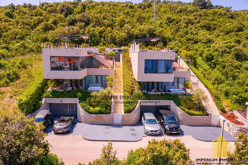 Kuća na prodaju – Korčula, 682 m², 8-sobni – fotografija 3