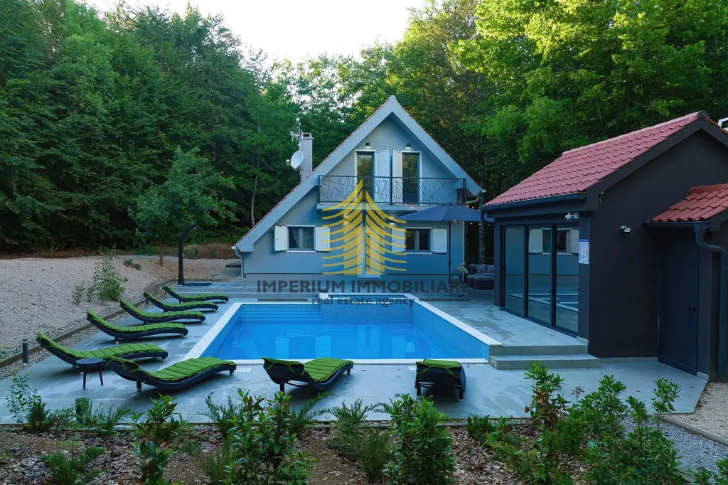 Kuća na prodaju – Lovinac, 90 m², 4-sobni – fotografija 6