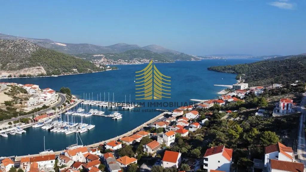 Kuća na prodaju – Marina, 100 m², 8-sobni – fotografija 2