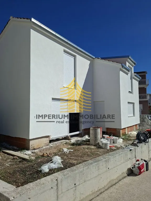 Kuća na prodaju – Marina, 138 m², 3-sobni – fotografija 3