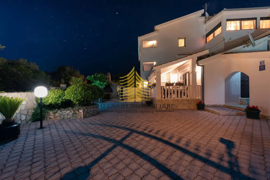 Kuća na prodaju – Marina, 470 m², 12-sobni – fotografija 4