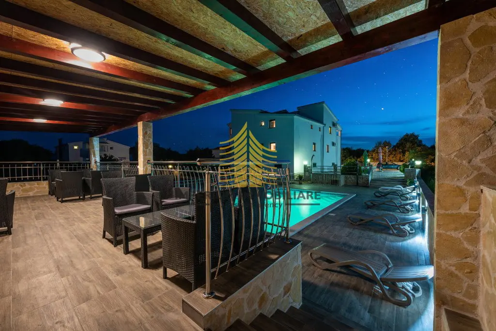 Kuća na prodaju – Marina, 470 m², 12-sobni – fotografija 5
