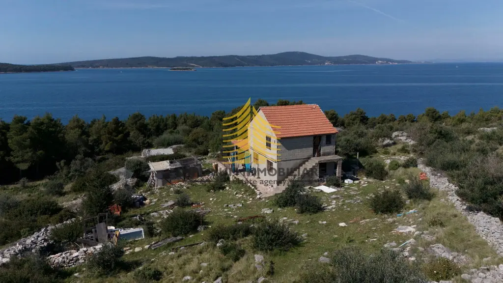 Kuća na prodaju – Milna, 150 m², 6-sobni – fotografija 2
