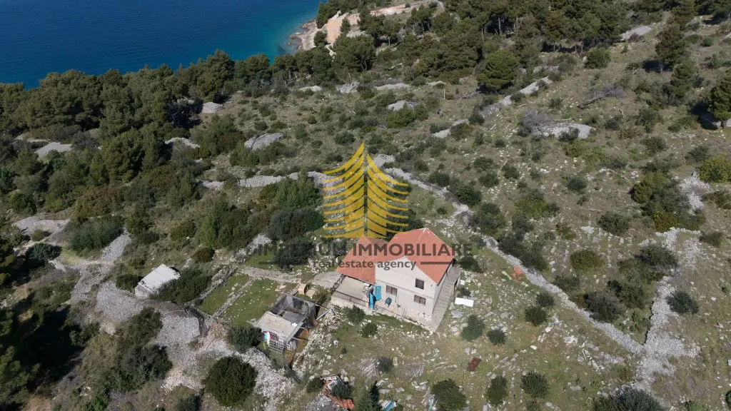 Kuća na prodaju – Milna, 150 m², 6-sobni – fotografija 3