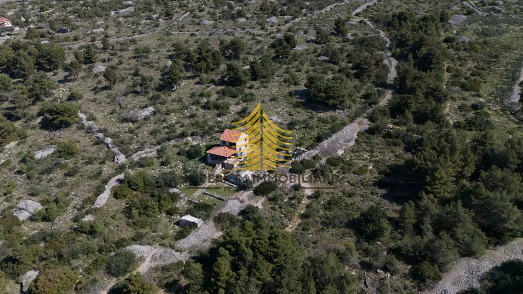 Kuća na prodaju – Milna, 150 m², 6-sobni – fotografija 5
