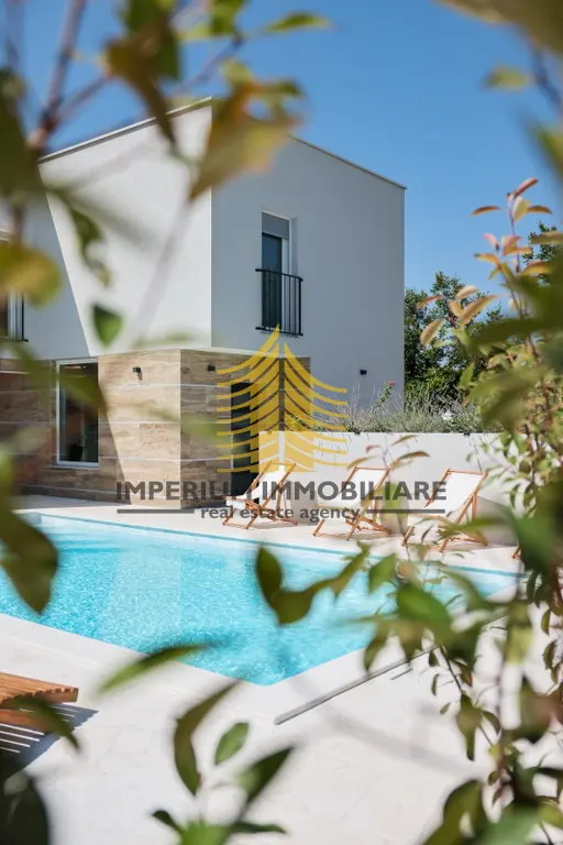 Kuća na prodaju – Nin, 113,3 m², 4-sobni – fotografija 2