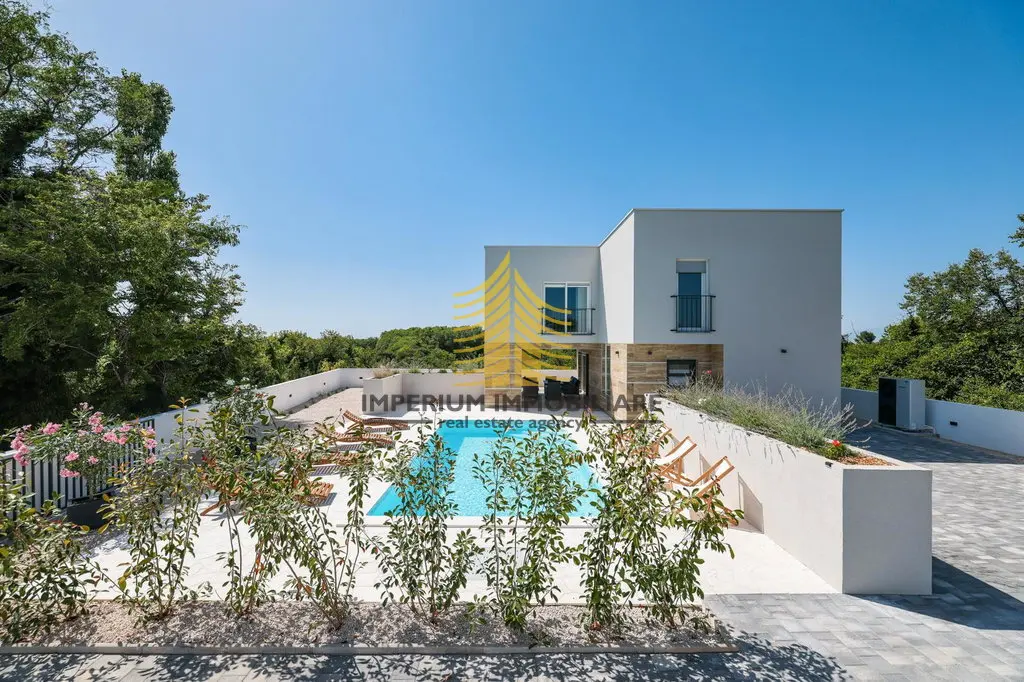Kuća na prodaju – Nin, 113,3 m², 4-sobni – fotografija 4