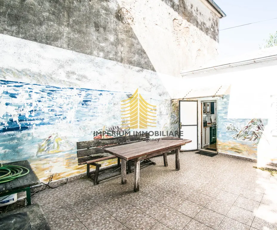 Kuća na prodaju – Novi Vinodolski, 400 m², 5-sobni – fotografija 5