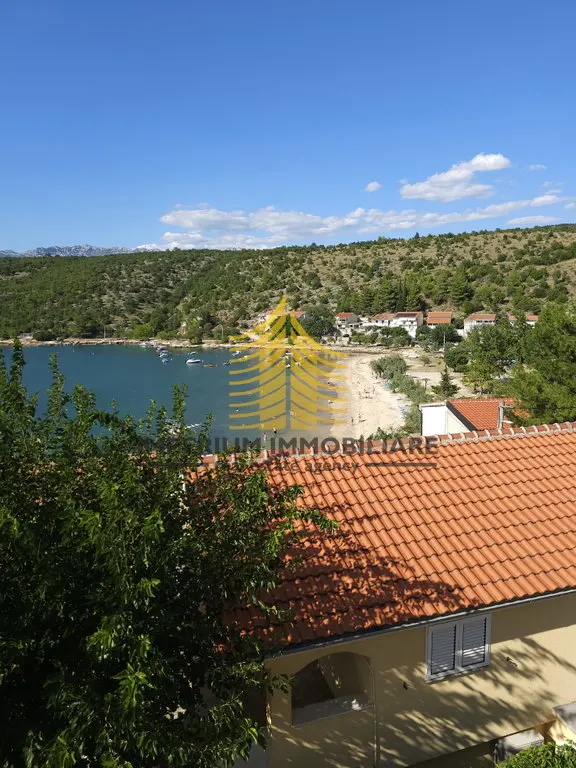 Kuća na prodaju – Obrovac, 300 m², 3-sobni – fotografija 2