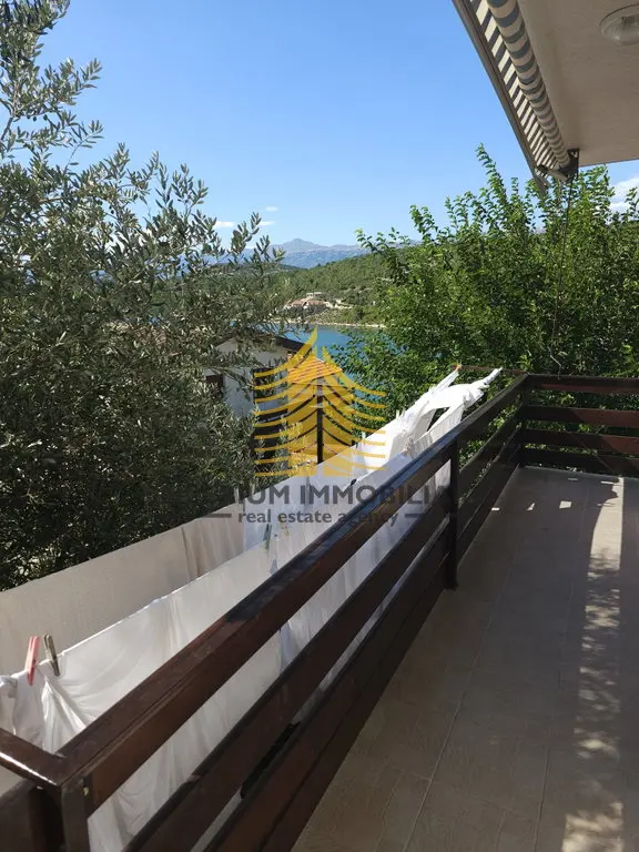 Kuća na prodaju – Obrovac, 300 m², 3-sobni – fotografija 3