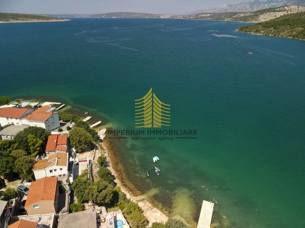 Kuća na prodaju – Obrovac, 300 m², 3-sobni – fotografija 5