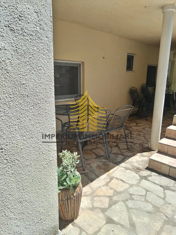Kuća na prodaju – Karin, Obrovac, 250 m², 5-sobni – fotografija 4