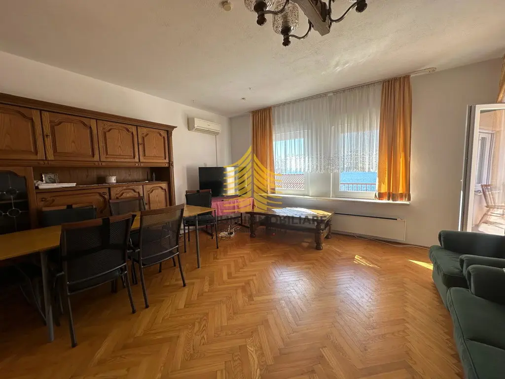 Kuća na prodaju – Okrug Gornji, Okrug, 120 m², 5-sobni