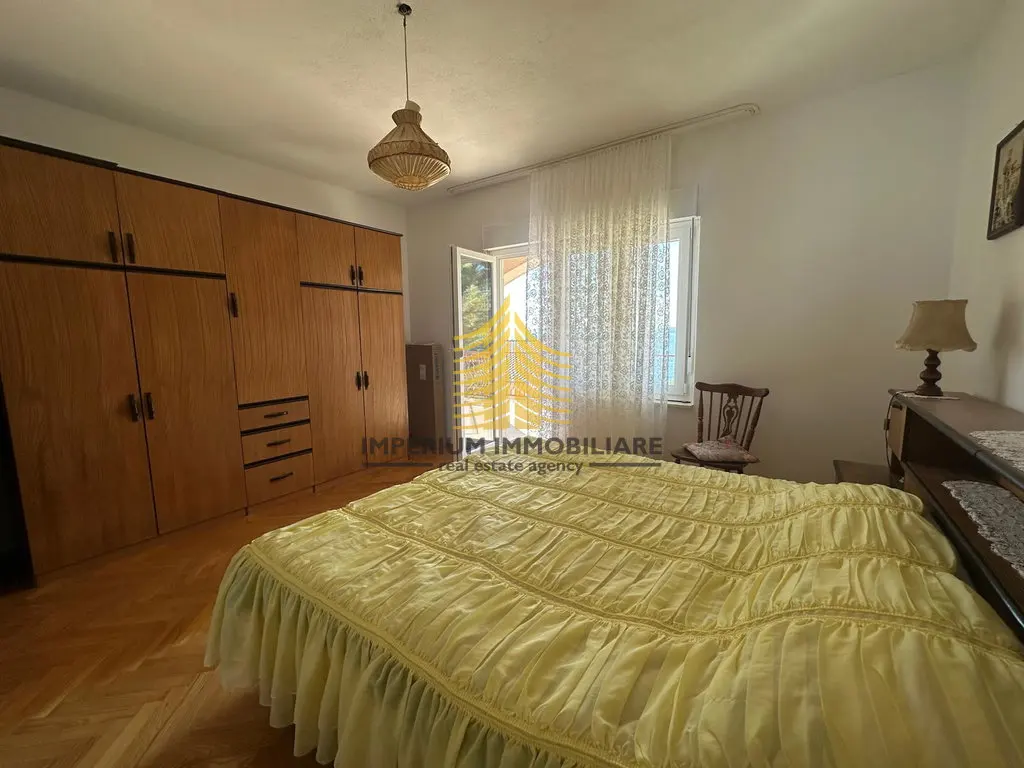 Kuća na prodaju – Okrug Gornji, Okrug, 120 m², 5-sobni – fotografija 5