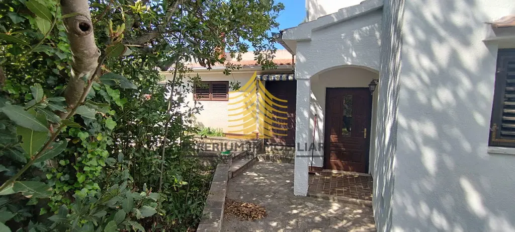 Kuća na prodaju – Ždrelac, Pašman, 144 m², 4-sobni