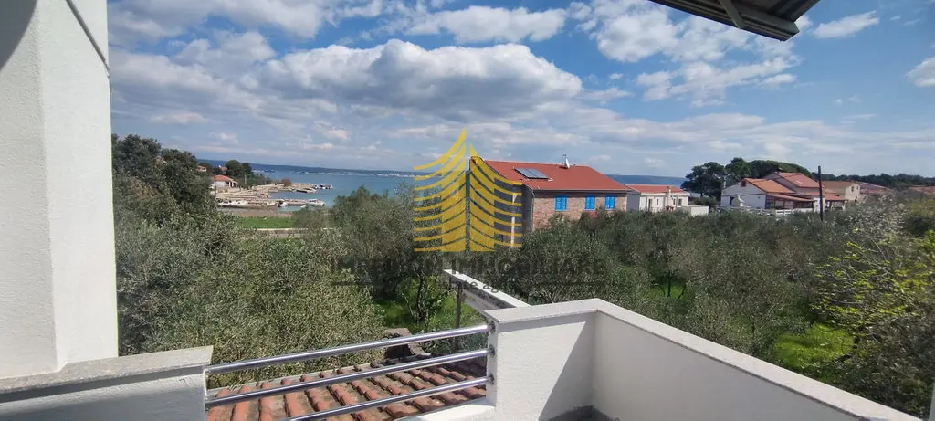Kuća na prodaju – Ždrelac, Pašman, 144 m², 4-sobni – fotografija 5