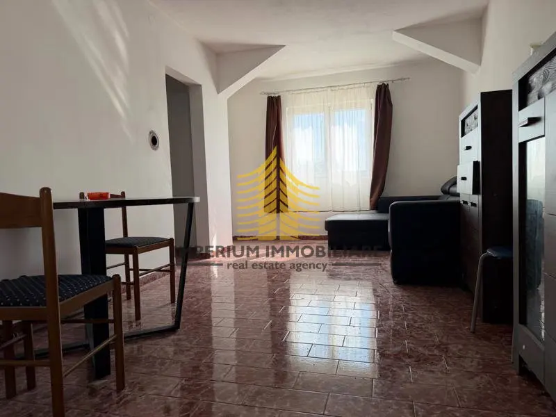 Kuća na prodaju – Plano, 85 m², 3-sobni – fotografija 2